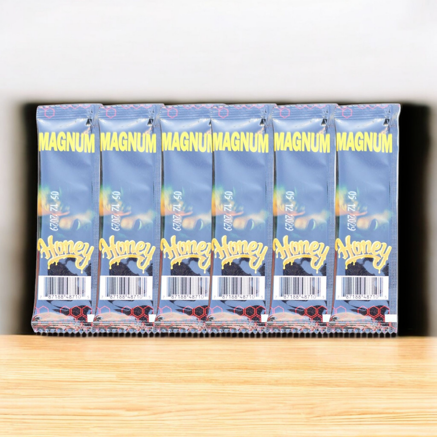 Magnum Gold Honey – 15g Sachet | 12-Pack Display